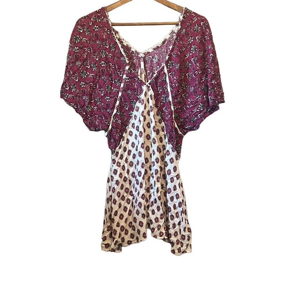 Altar'd State Floral Tops size large